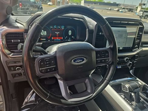 Used 2023 Ford F150 Lariat AWD/4WD image 13