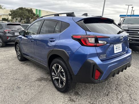 Certified 2025 Subaru Crosstrek 2.0i Premium image 5