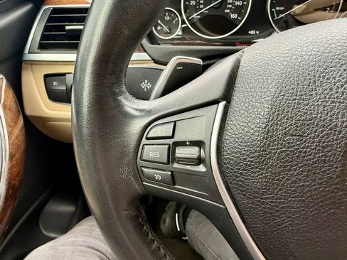 Used 2018 BMW 330i Sedan RWD image 17