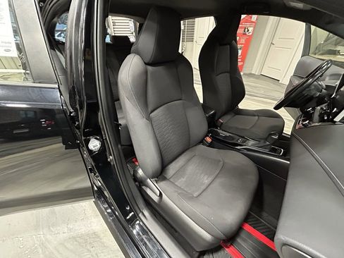 Used 2022 Toyota Corolla SE image 5