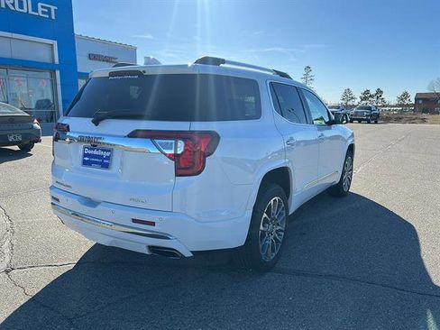 Used 2023 GMC Acadia Denali AWD/4WD image 2