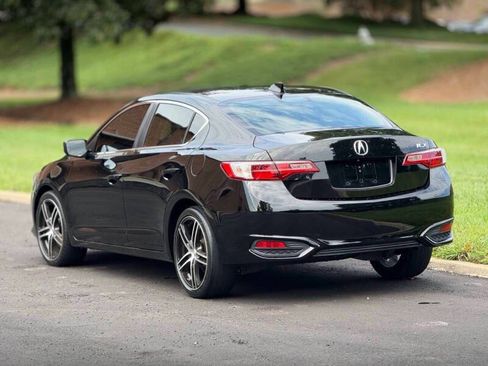 Used 2017 Acura ILX FWD image 9