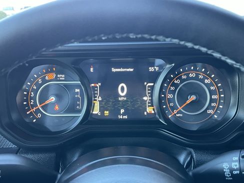 New 2026 Jeep Wrangler Unlimited Rubicon w/ Technology Group AWD/4WD image 37