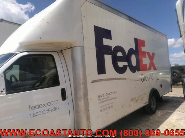 Used 2019 GMC Savana 4500 w/ Driver Convenience Package RWD image 11