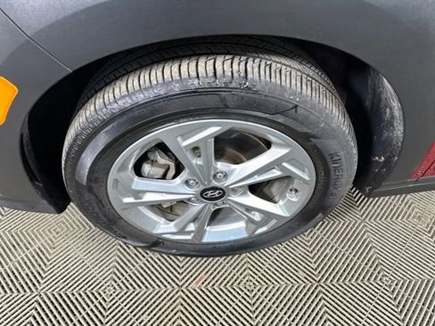 Used 2023 Hyundai Kona SEL image 10