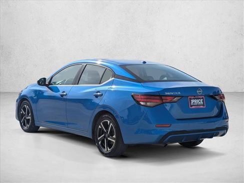 Used 2024 Nissan Sentra SV FWD image 8