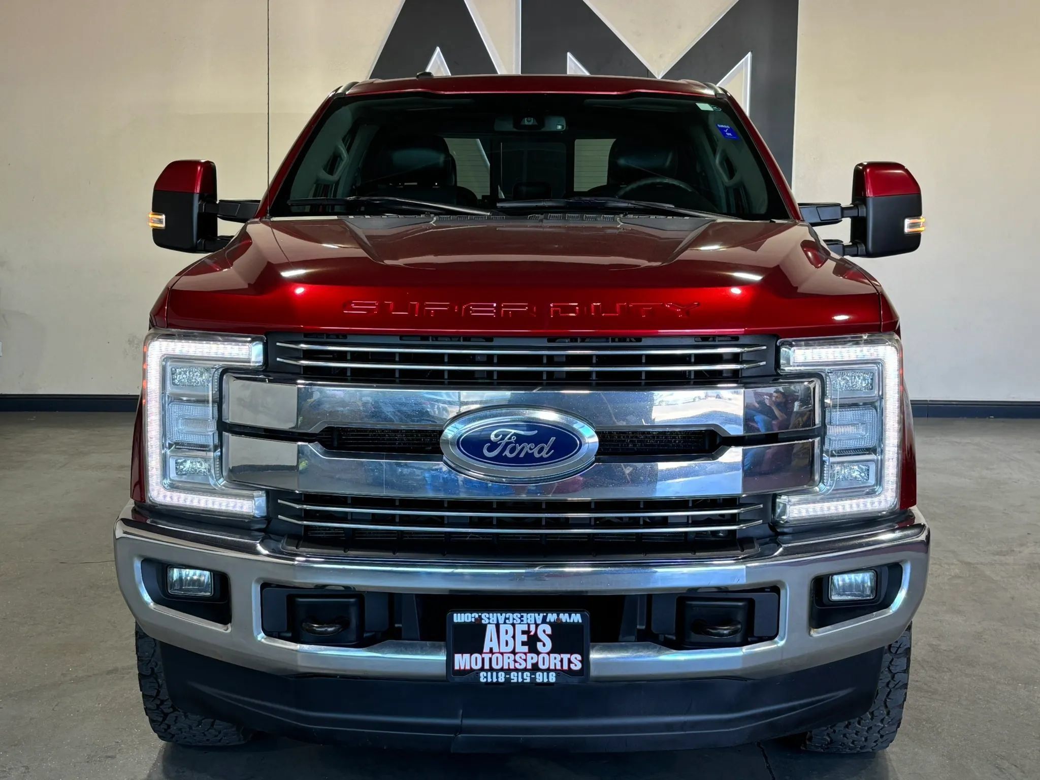 Used 2017 Ford F250 Lariat w/ Lariat Ultimate Package AWD/4WD image 2