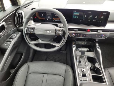 New 2026 Kia Sorento S w/ S Panoramic Sunroof Package FWD image 15