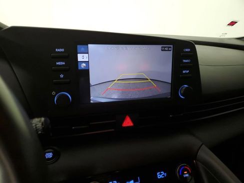 Used 2025 Hyundai Elantra Sport w/ Cargo Package FWD image 28