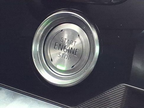 Used 2022 Chevrolet Corvette Stingray Premium Conv w/ Z51 Performance Package image 20