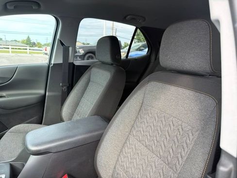 Used 2024 Chevrolet Equinox LT AWD/4WD image 11