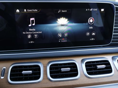 Used 2022 Mercedes-Benz GLE 350 4MATIC image 39