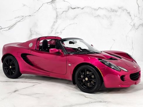Used 2005 Lotus Elise image 9