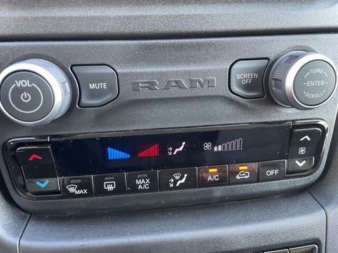 New 2025 RAM ProMaster 2500 w/ Convenience Group image 29