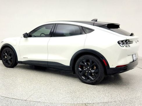 Used 2021 Ford Mustang Mach-E Premium image 7