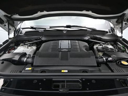 Used 2018 Land Rover Range Rover Supercharged image 5