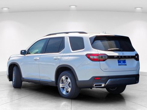 New 2026 Honda Pilot EX-L image 4
