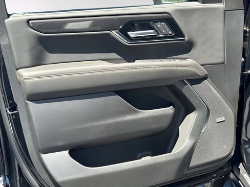 New 2026 GMC Yukon Elevation w/ LPO, Floor Liner Package RWD image 19