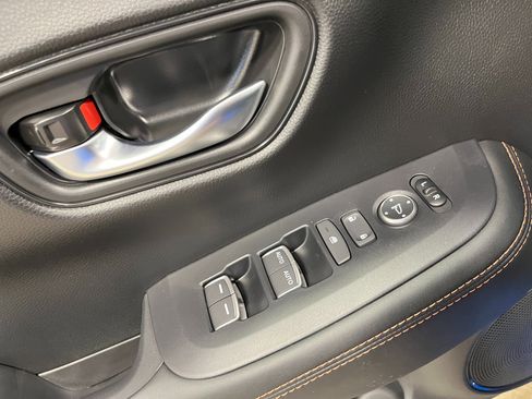 New 2026 Honda HR-V Sport image 16