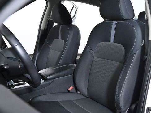 Used 2020 Nissan Sentra SV image 24