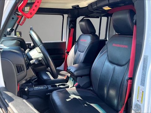 Used 2017 Jeep Wrangler Unlimited Rubicon AWD/4WD image 20