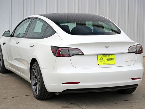 Used 2022 Tesla Model 3 Long Range image 49