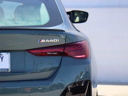 Used 2025 BMW 440i xDrive w/ Premium Package image 7