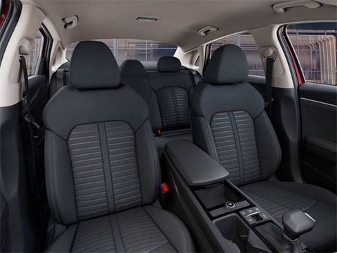 Certified 2025 Kia K5 LXS FWD image 15