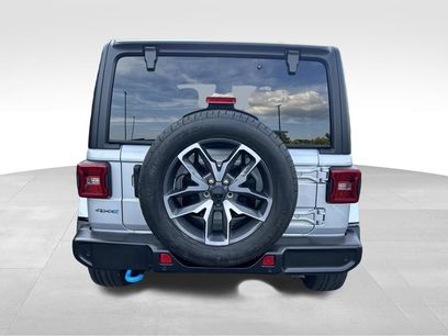 Used 2024 Jeep Wrangler Unlimited w/ Convenience Group