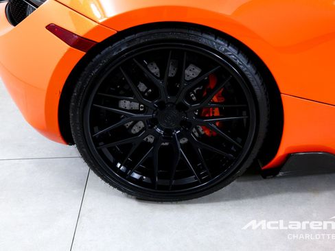 Used 2020 McLaren 720S Performance RWD image 24