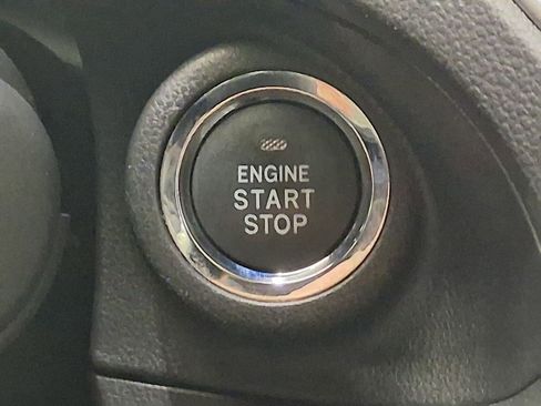 Used 2023 Subaru Forester Touring image 27