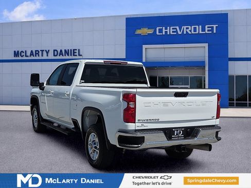 Used 2025 Chevrolet Silverado 2500 LT w/ Convenience Package AWD/4WD image 4
