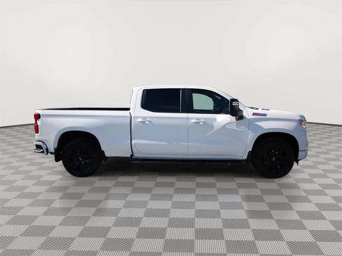 Used 2024 Chevrolet Silverado 1500 RST w/ Z71 Off-Road Package AWD/4WD image 4