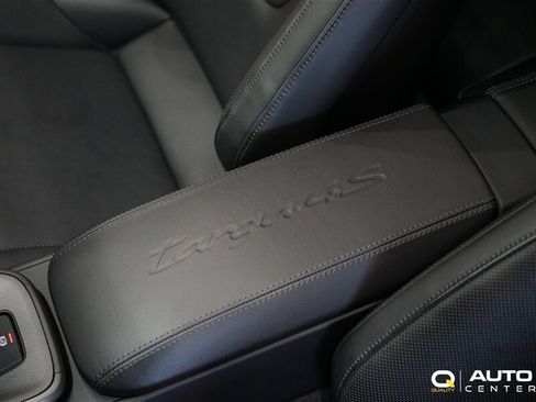 Used 2022 Porsche 911 Targa 4S AWD/4WD image 27
