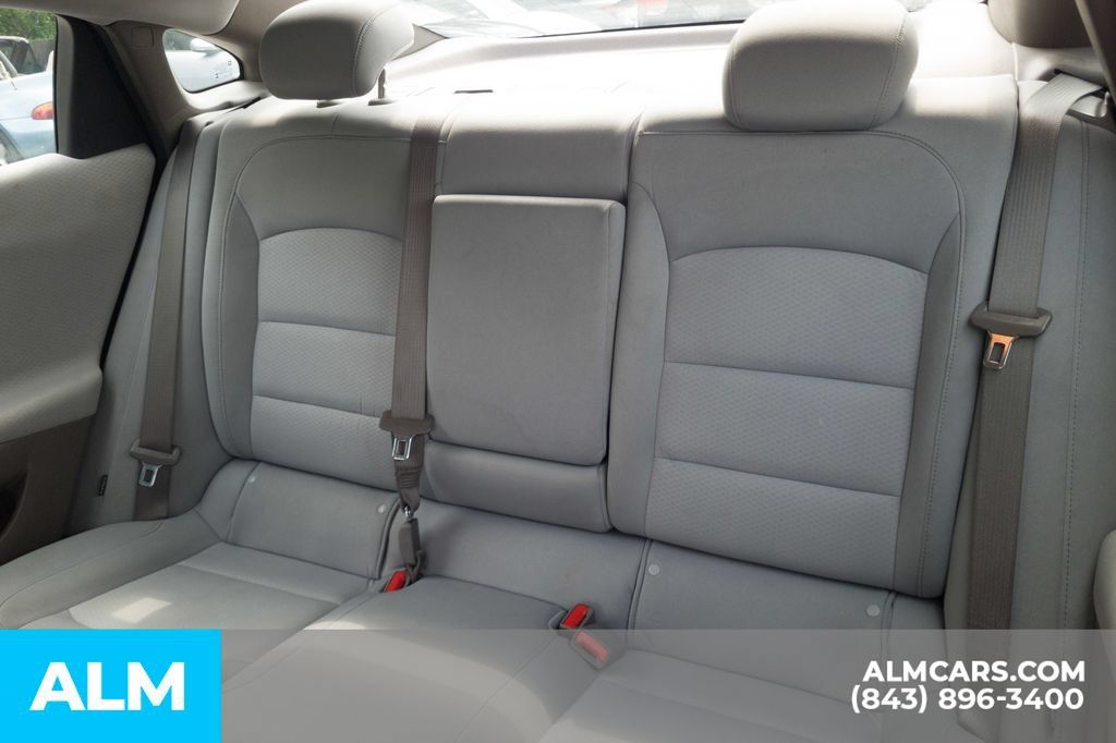 Used 2024 Chevrolet Malibu LT FWD image 16