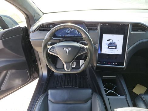 Used 2021 Tesla Model X Performance image 6