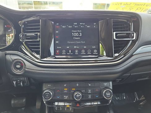 Used 2021 Dodge Durango SXT AWD/4WD image 24