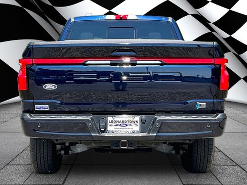 Certified 2025 Ford F150 Lightning Lariat AWD/4WD image 4