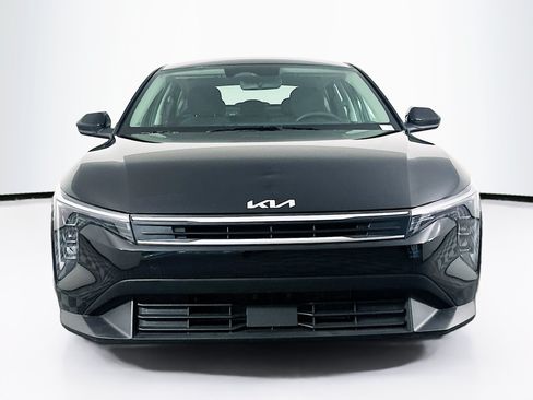 Used 2025 Kia K4 FWD image 2