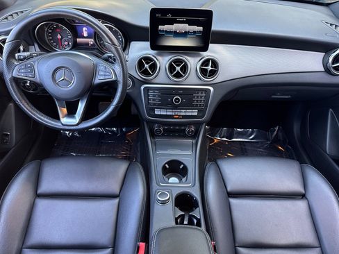 Used 2019 Mercedes-Benz GLA 250 image 13