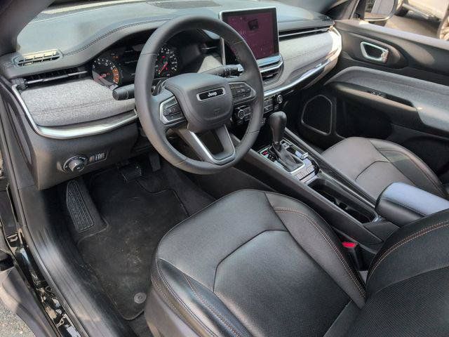 Certified 2023 Jeep Compass Latitude AWD/4WD image 10