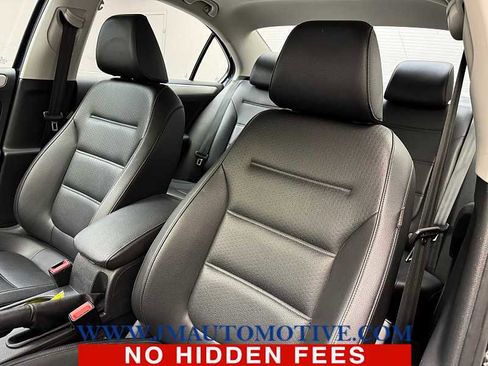Used 2014 Volkswagen Jetta SE FWD image 14