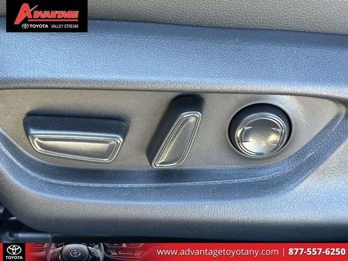 Used 2026 Toyota Camry XLE w/ Premium Package image 22