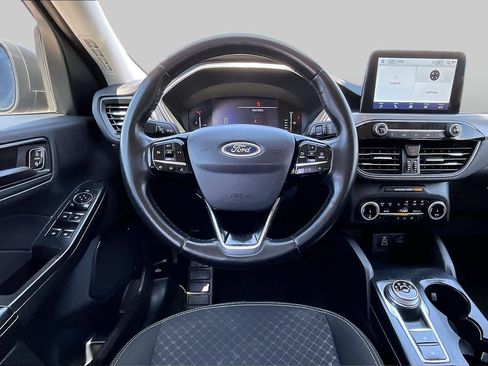 Used 2024 Ford Escape Active AWD/4WD image 6