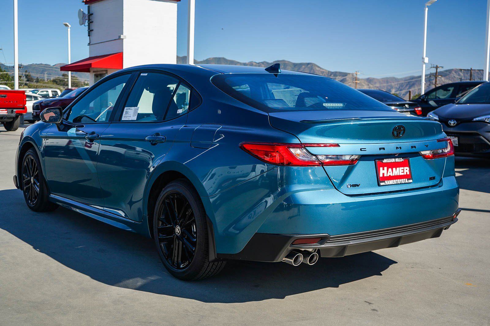 New 2026 Toyota Camry SE FWD image 5