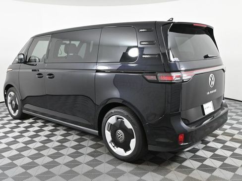 New 2025 Volkswagen ID. Buzz Pro S image 8
