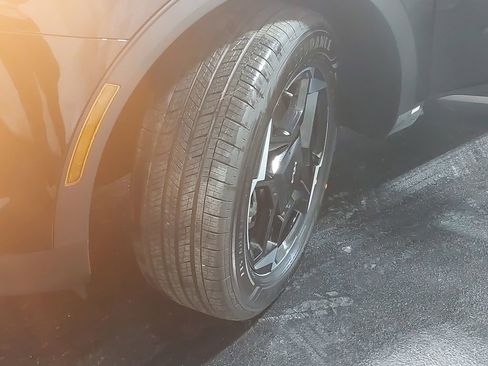 New 2026 Kia Sportage EX w/ EX Panoramic Sunroof Package image 33