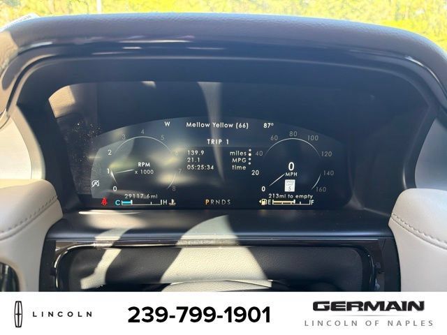 Used 2023 Lincoln Nautilus AWD w/ Premium Package image 15