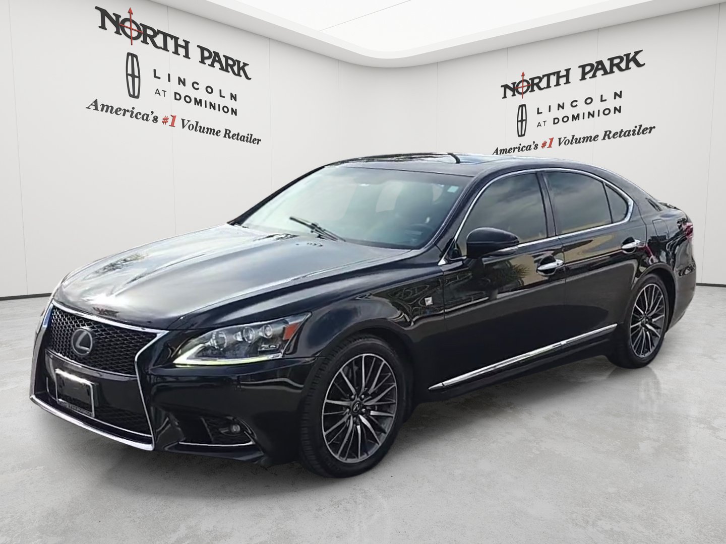 Used 2013 Lexus LS 460 w/ F-Sport Pkg RWD image 1