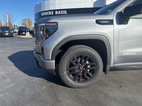 New 2026 GMC Sierra 1500 Elevation image 5